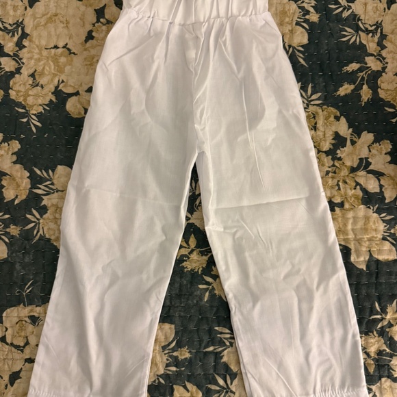 Super Mario Bros Toadstool costume for toddlers size 2-3t- excellent condition - Picture 3 of 4